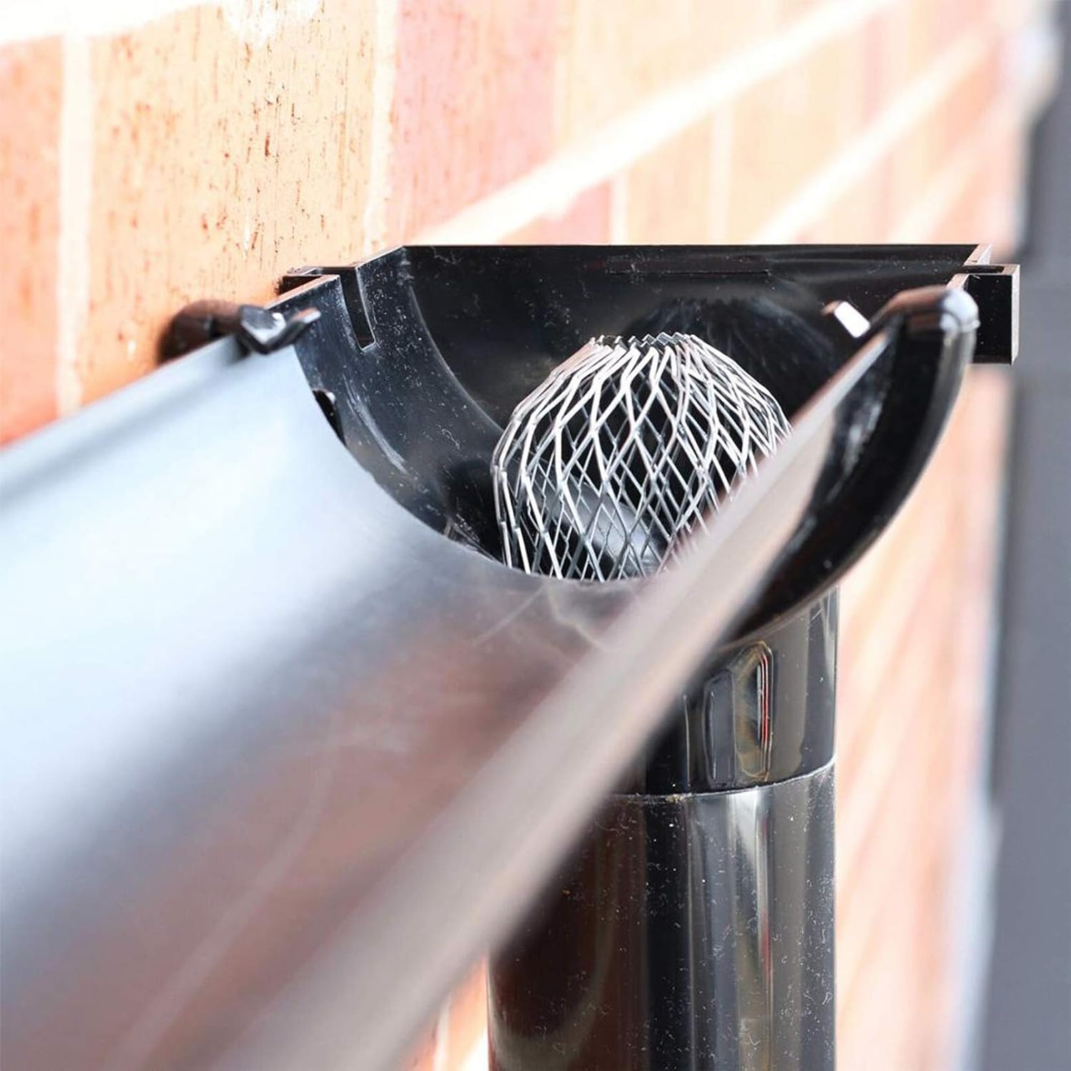 Expandable Downspout Strainer 8 Pack: image 3