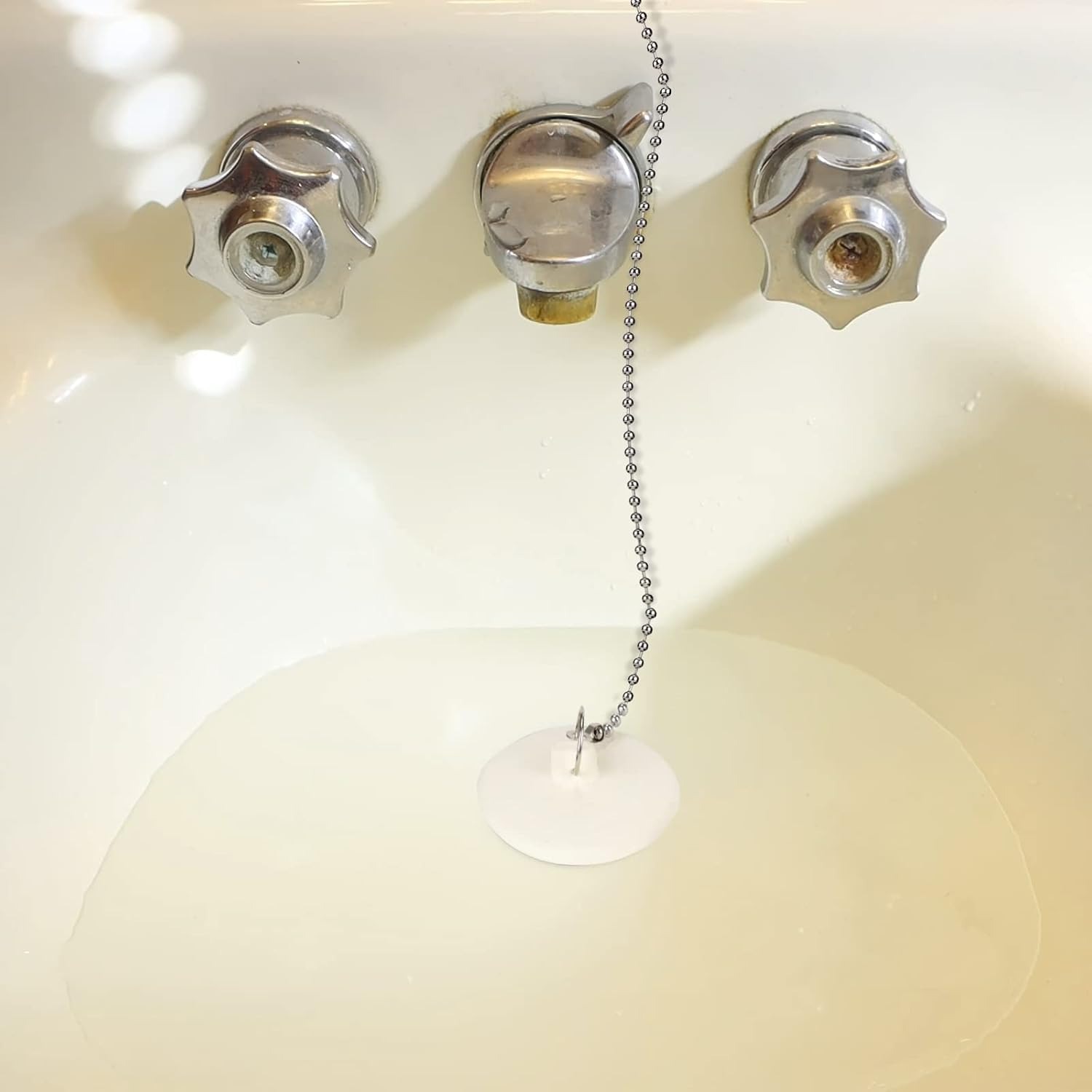 Rubber Tub Stopper with Chain 2 Pack: image 4
